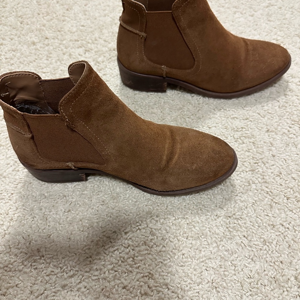 Steve Madden Brown Suede Ankle Boots - Picture 4 of 11